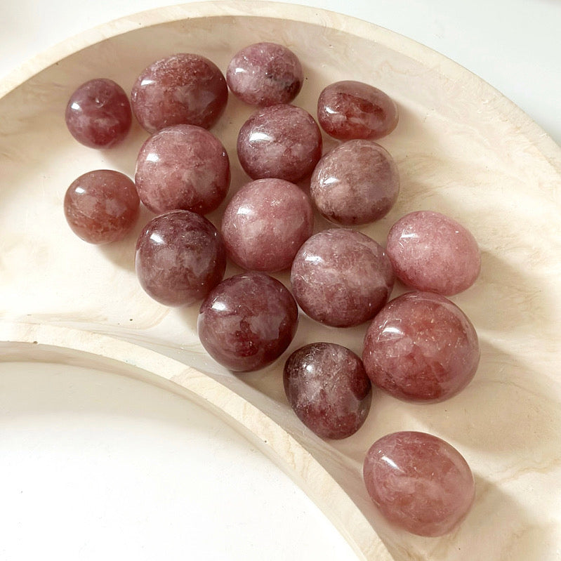 Strawberry Quartz Tumbled Stone